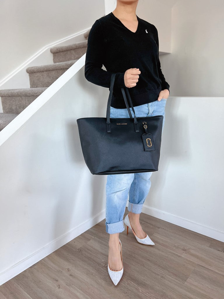 Marc Jacobs Black Front Logo Oversized Charm Shopper Shoulder Bag