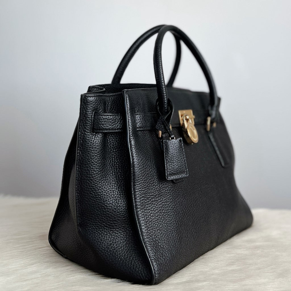 Michael Kors Black Leather Lock Detail Career 2 Way Shoulder Bag