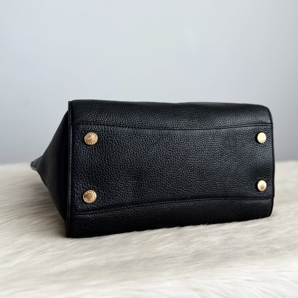 Michael Kors Black Leather Lock Detail Career 2 Way Shoulder Bag