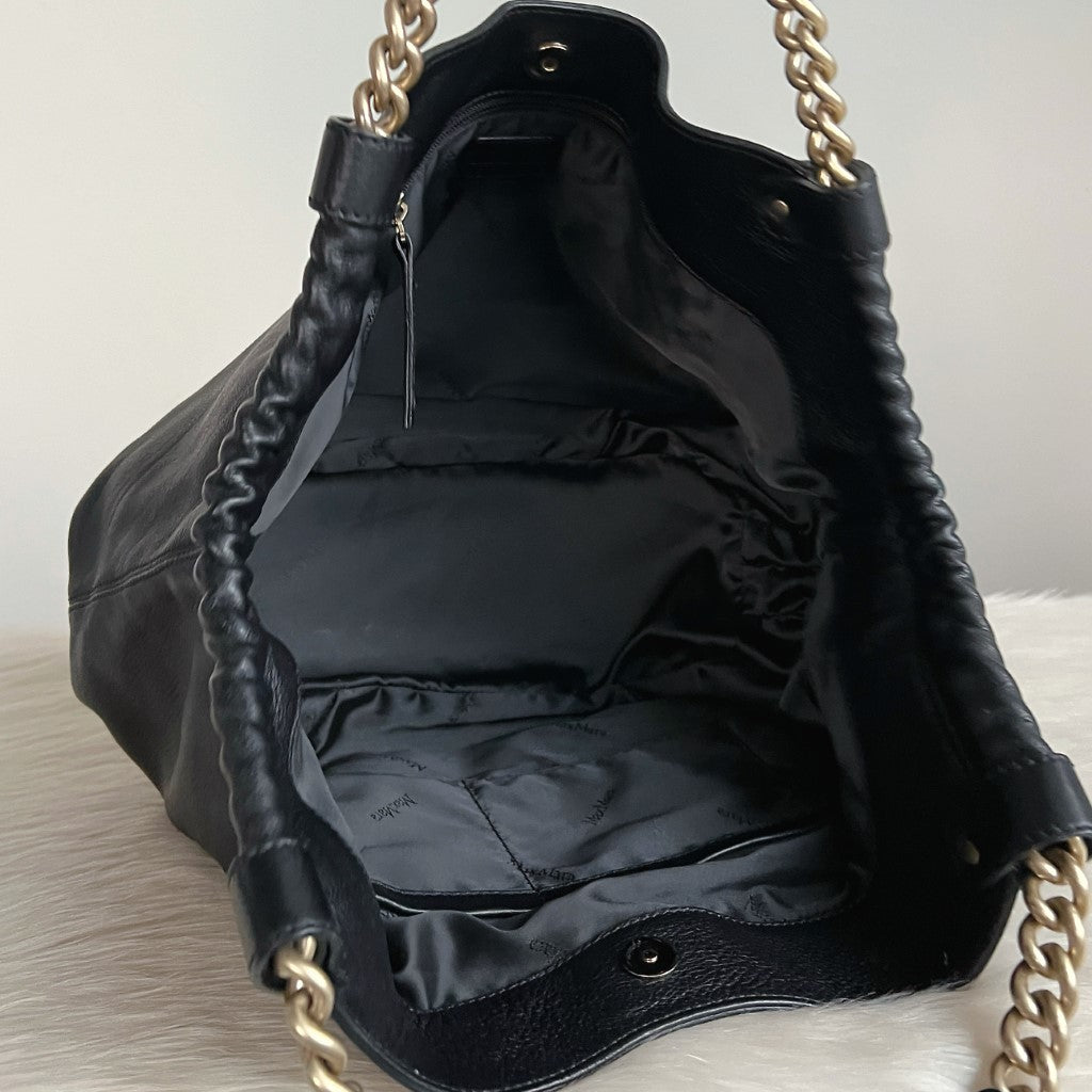 Max Mara Black Leather Chain Detail Slouchy Shoulder Bag Excellent