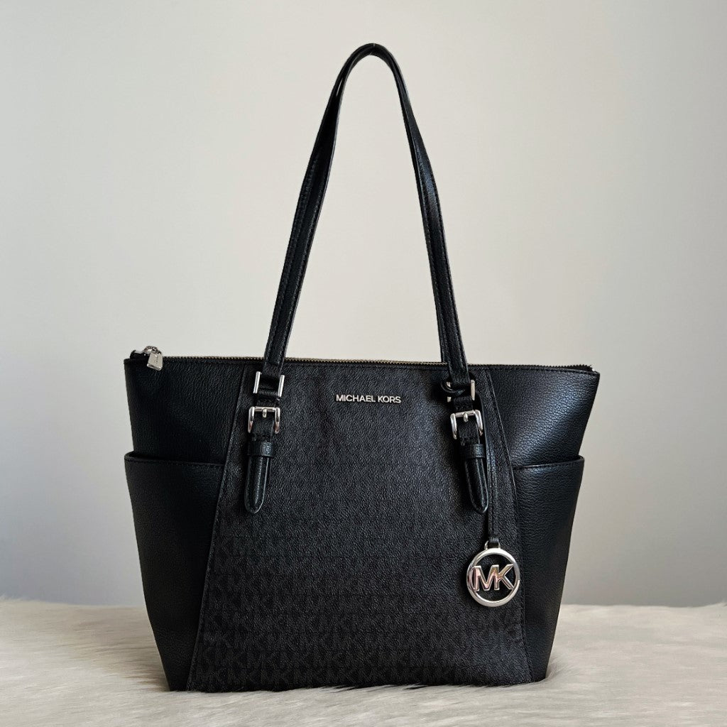 Michael Kors Black Leather MK Monogram Patchwork Shoulder Bag Excellent