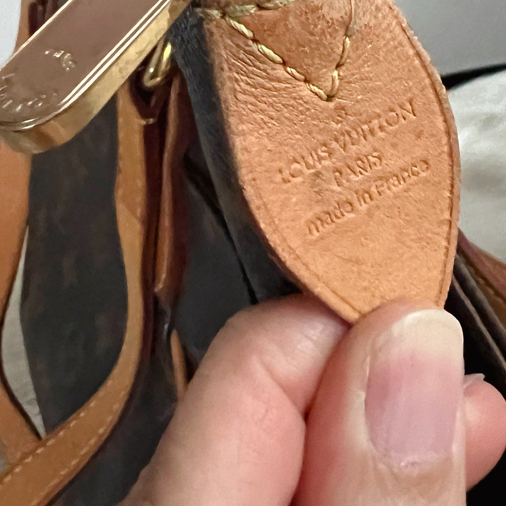 Louis Vuitton Signature Monogram Totally MM Shoulder Bag