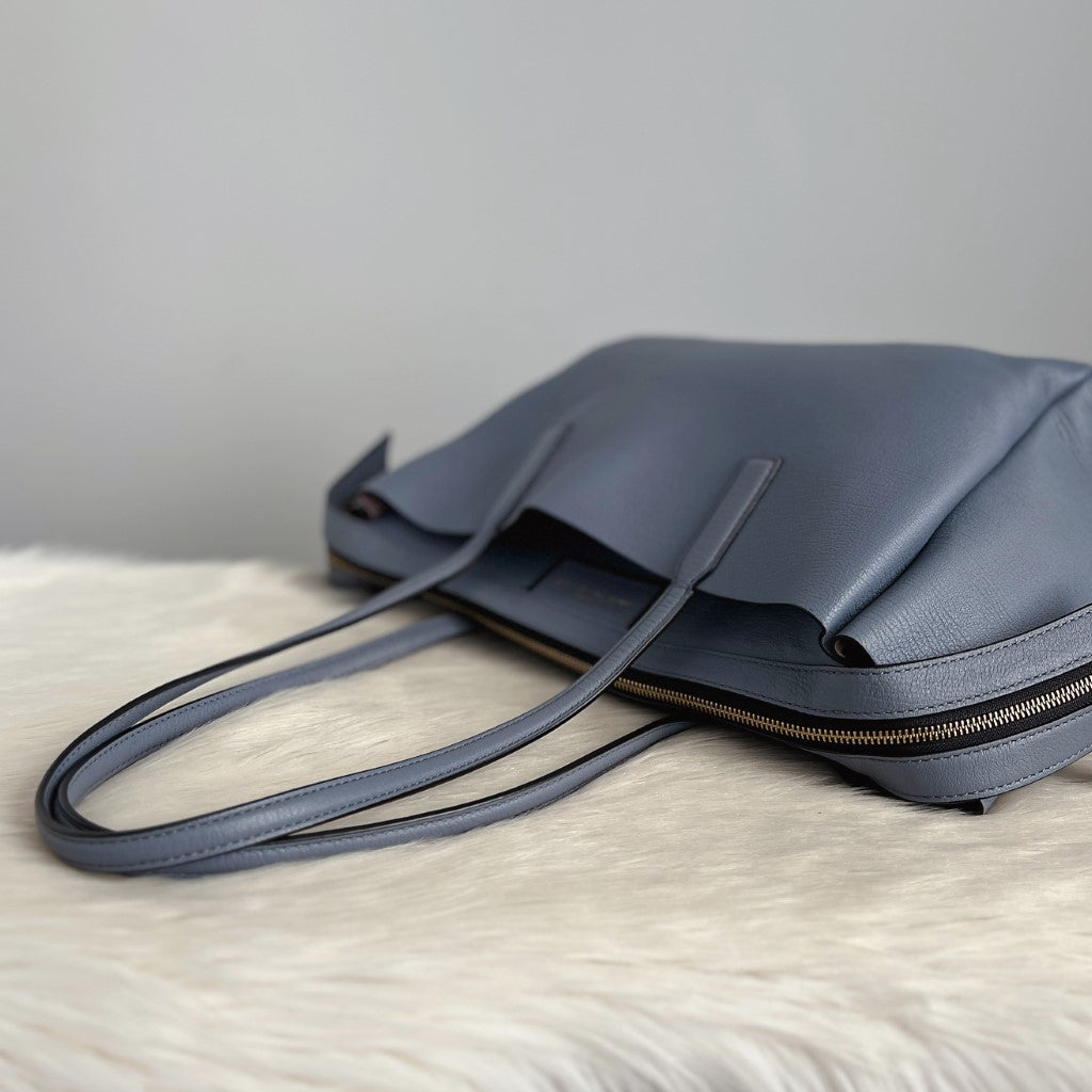 Marc Jacobs Smoky Blue Leather Triple Compartment Large Shoulder Bag Like New