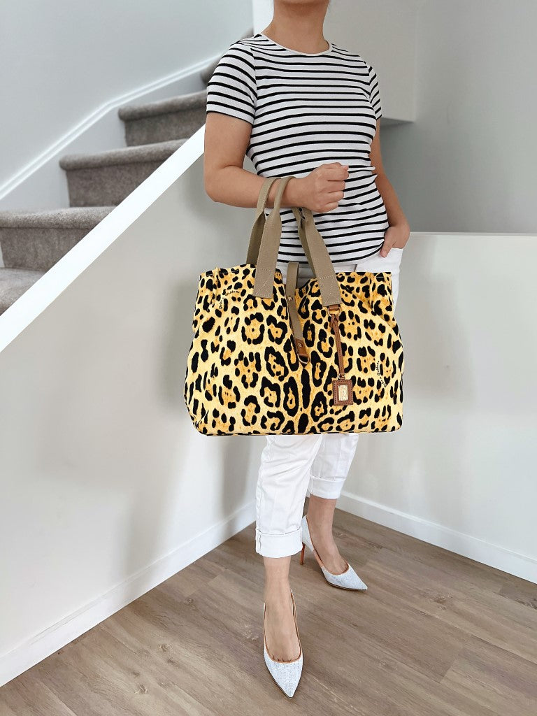 Dolce & Gabbana D&G Oversized Leopard Pattern Carryall Shoulder Bag Excellent