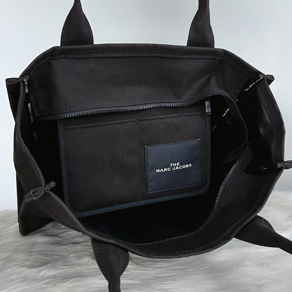 Marc Jacobs Black Front Pattern Book Tote Large Shoulder Bag