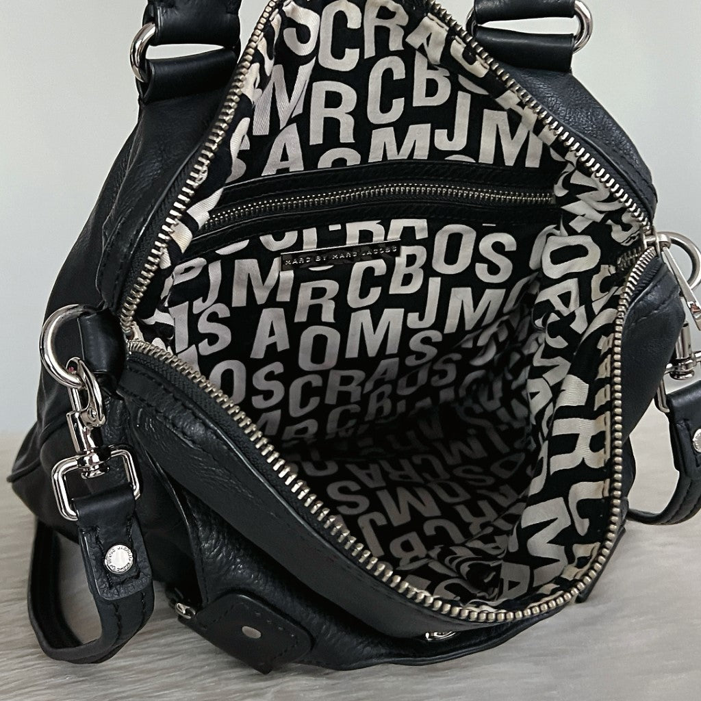 Marc Jacobs Black Leather Front Turn Lock 2 Way Shoulder Bag Excellent