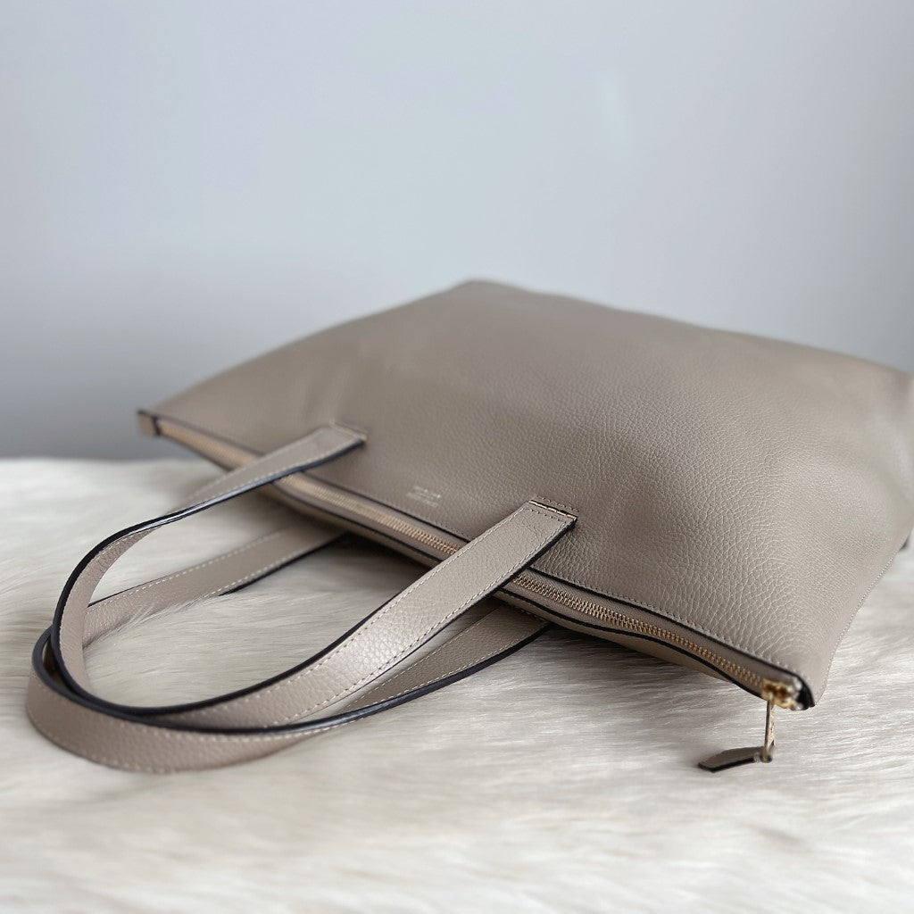 Giorgio Armani Taupe Leather Front Logo Carryall Shoulder Bag Excellent