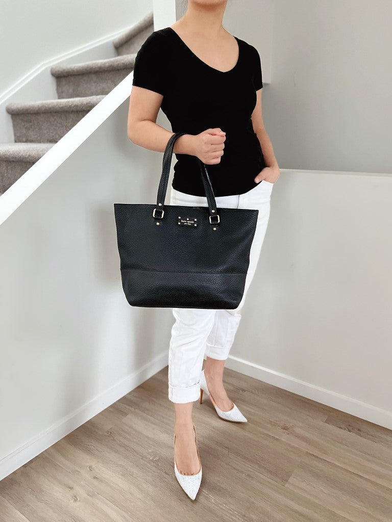 Kate Spade Black Leather Front Logo Career Shoulder Bag Like New
