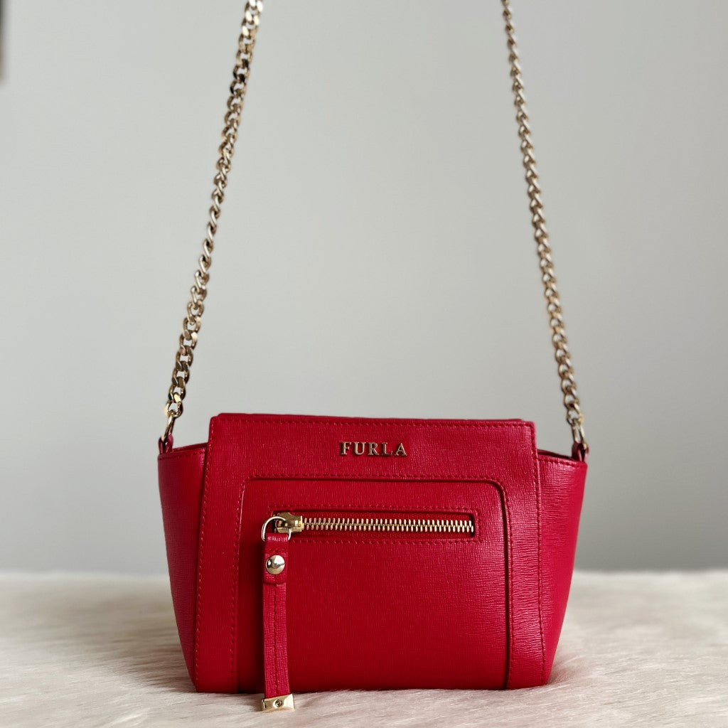 Furla Red Leather Front Detail Chain Strap Crossbody Shoulder Bag Exce