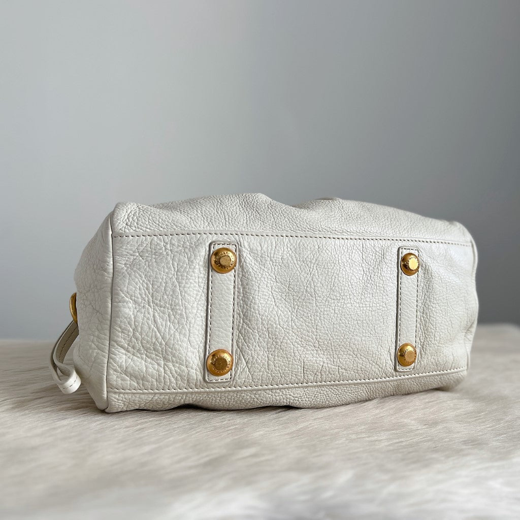 Marc Jacobs White Leather Classic Q 2 Way Shoulder Bag
