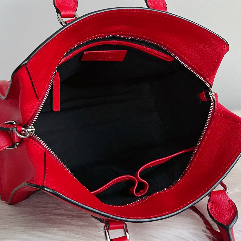 Alexander McQueen Red Leather Signature Skeleton Charm 2 Way Shoulder Bag Excellent