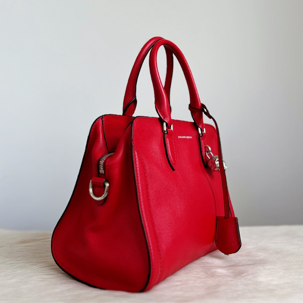 Alexander McQueen Red Leather Signature Skeleton Charm 2 Way Shoulder Bag Excellent