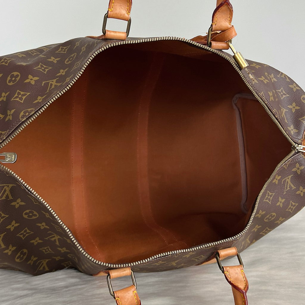 Louis Vuitton Signature Monogram Keepall 55 Travel Bag Full Set