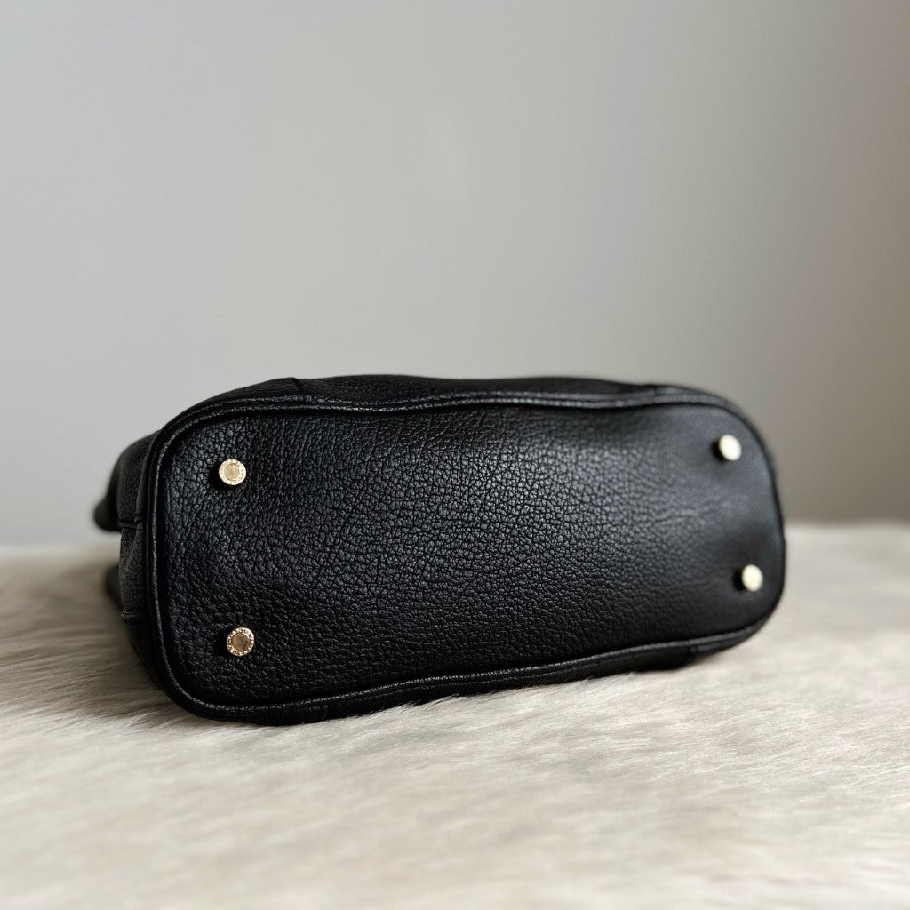 Bvlgari Black Leather Front Ring Detail Triple Compartment Shoulder Bag Excellent