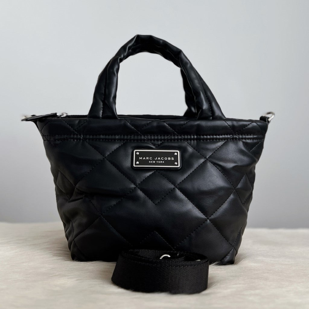 Marc Jacobs Black Leather Quilted 2 Way Shoulder Bag Excellent