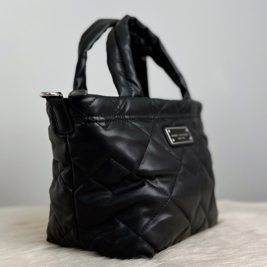 Marc Jacobs Black Leather Quilted 2 Way Shoulder Bag Excellent