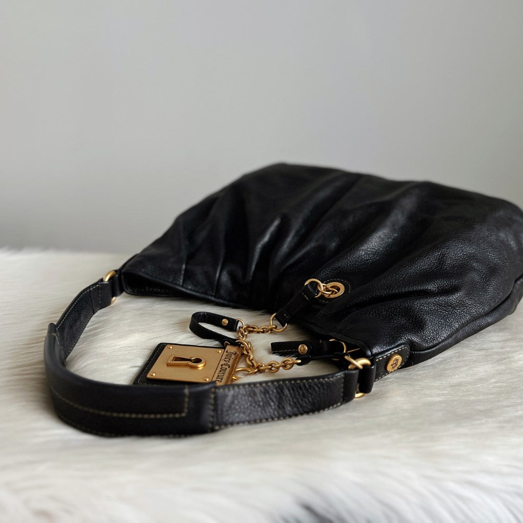 Juicy Couture Black Leather Chunky Charm Detail Slouchy Shoulder Bag Excellent