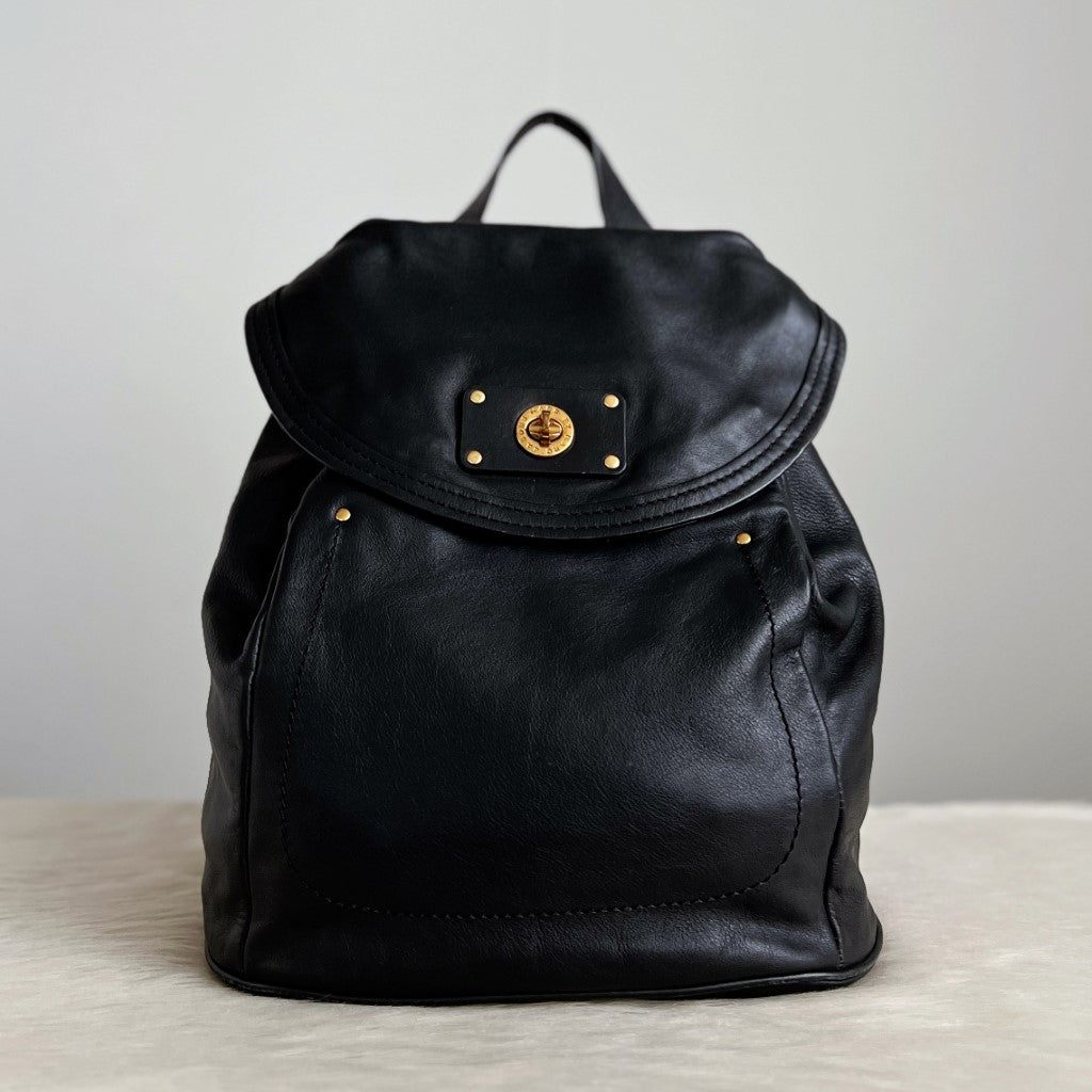 Marc jacobs black leather backpack best sale