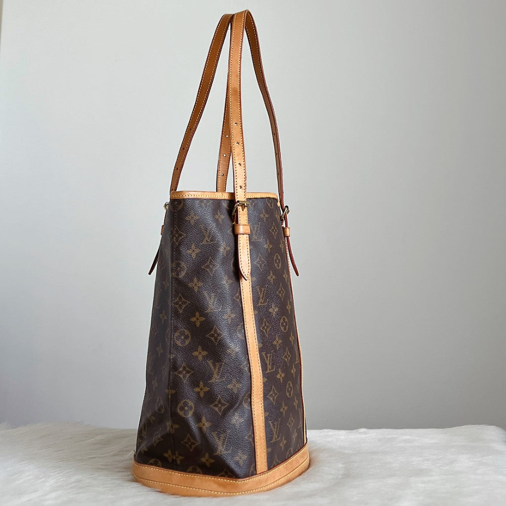 Louis Vuitton Signature Monogram Bucket GM Shoulder Bag