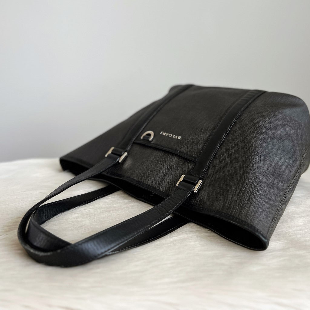Bvlgari Black Leather Stripe Detail Front Logo Carryall Large Shoulder Bag