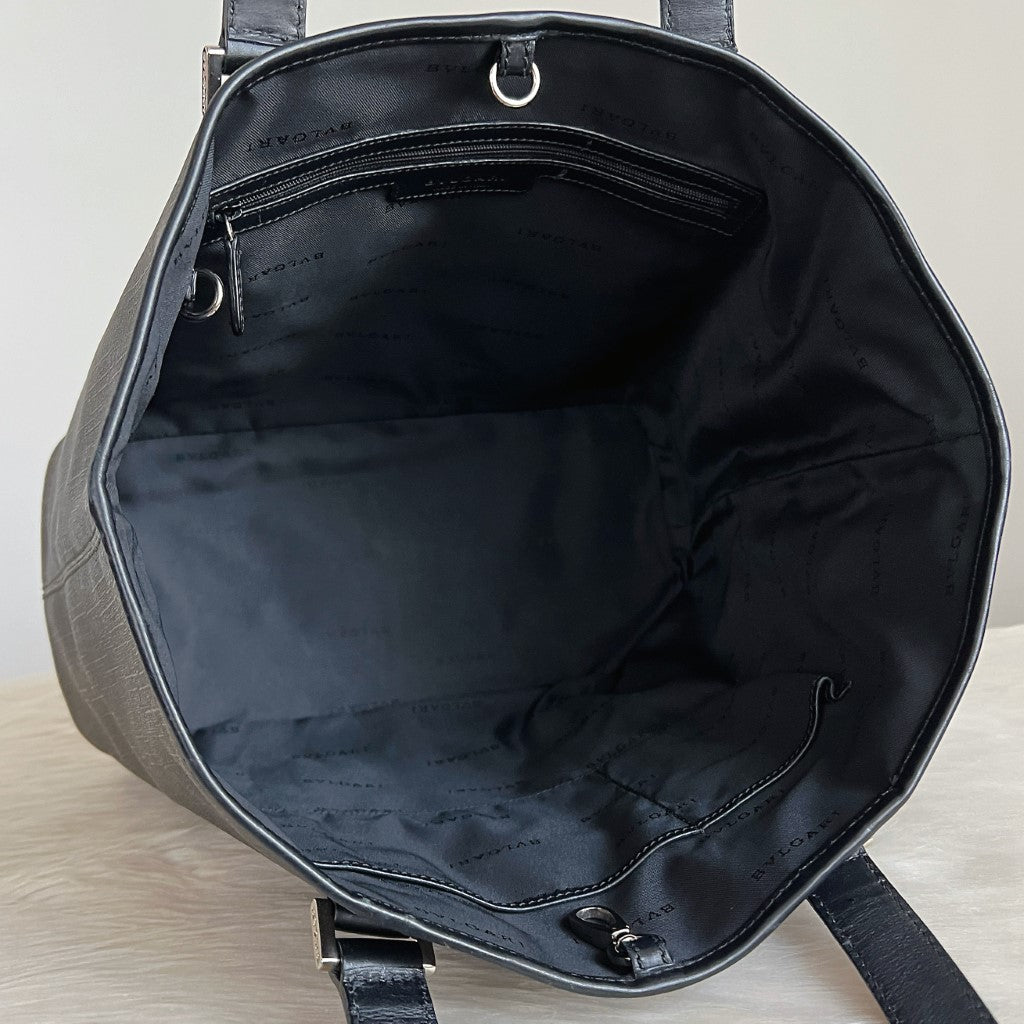 Bvlgari Black Leather Stripe Detail Front Logo Carryall Large Shoulder Bag