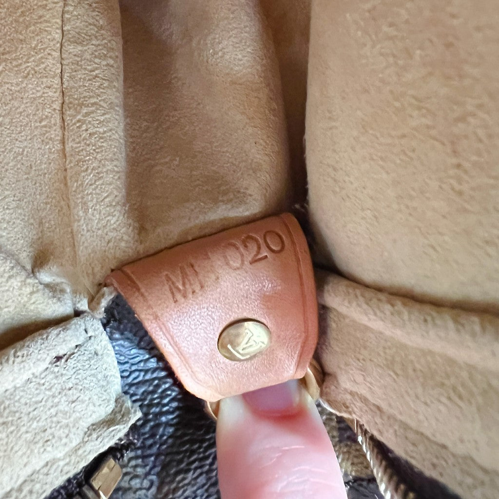 Louis Vuitton Signature Monogram Looping GM Shoulder Bag