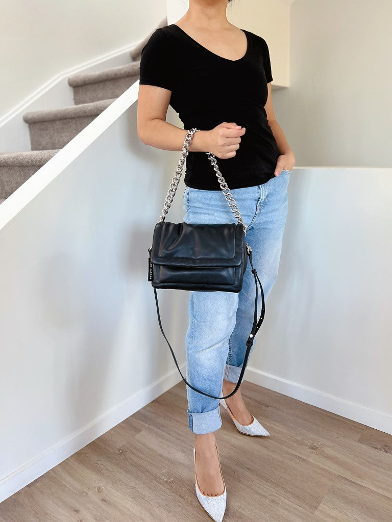 Marc Jacobs Black Leather Chunky Chain 2 Way Shoulder Bag Like New