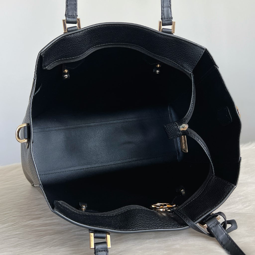 Michael Kors Black Leather Monogram 2 Way Shoulder Bag 3 in 1 Excellent