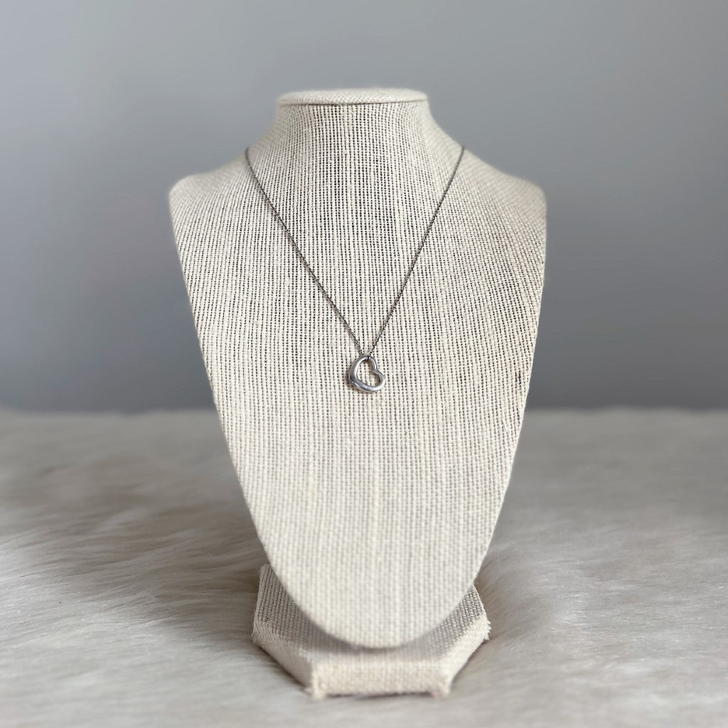 Tiffany & Co. Elsa Peretti 925 Silver Open Heart Necklace Excellent