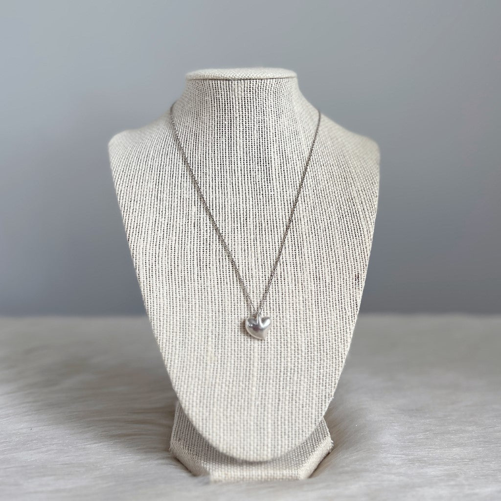 Tiffany & Co 925 Silver Solid Small Loving Heart Necklace Excellent