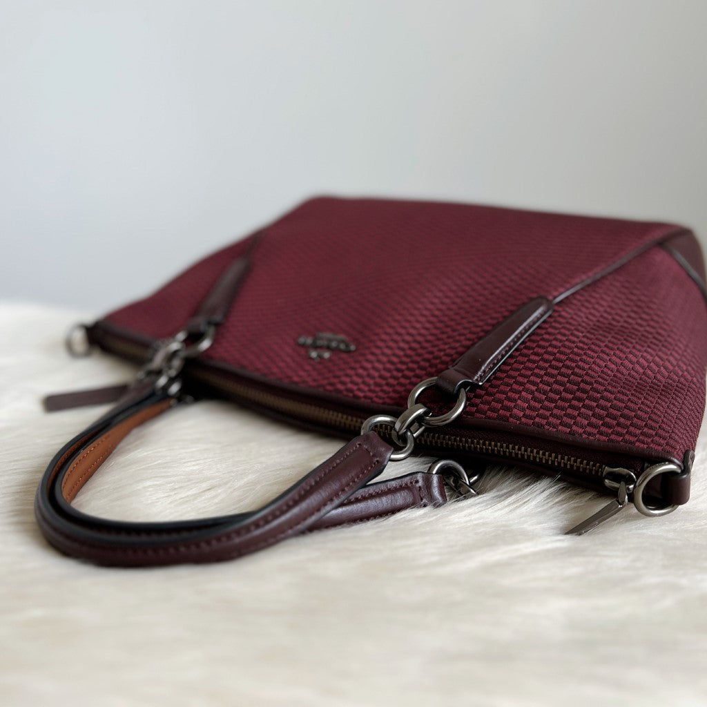 Coach Burgundy Leather Front Logo Patchwork 2 Way Shoulder Bag Excellent