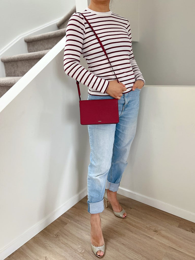 Furla Burgendy Leather Front Logo Crossbody Shoulder Bag Like New