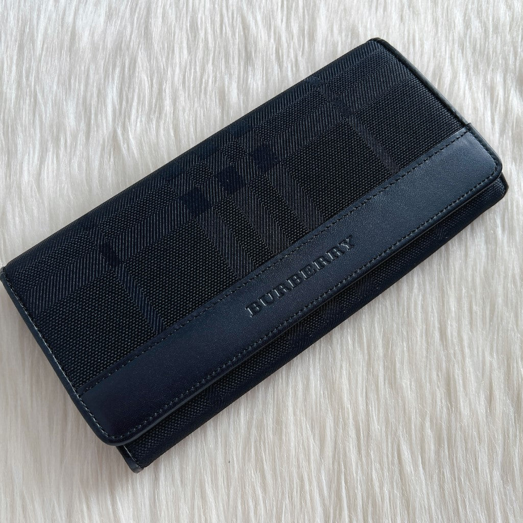 Burberry Black Leather Jacquard Classic Zipped Compartment Long Wallet Like New