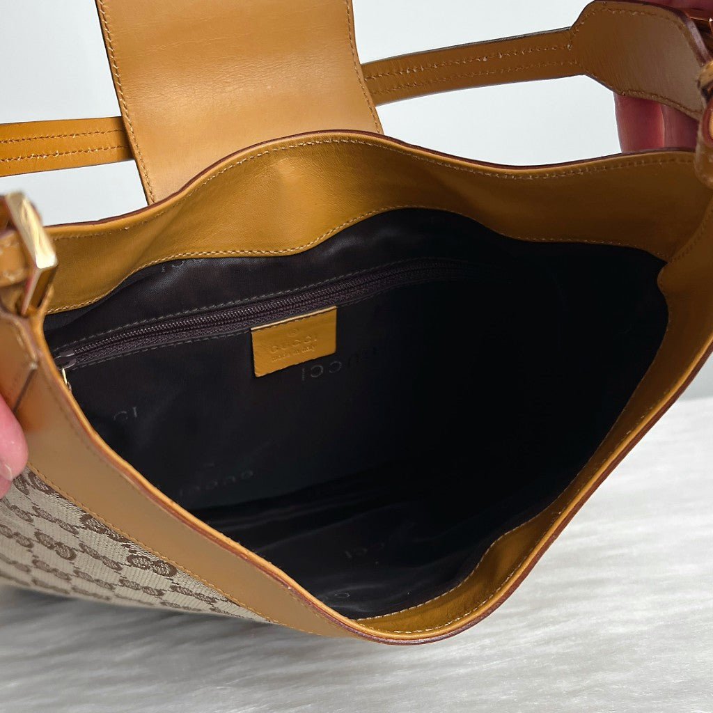 Gucci Mustard Leather Double G Monogram Front Buckle Shoulder Bag
