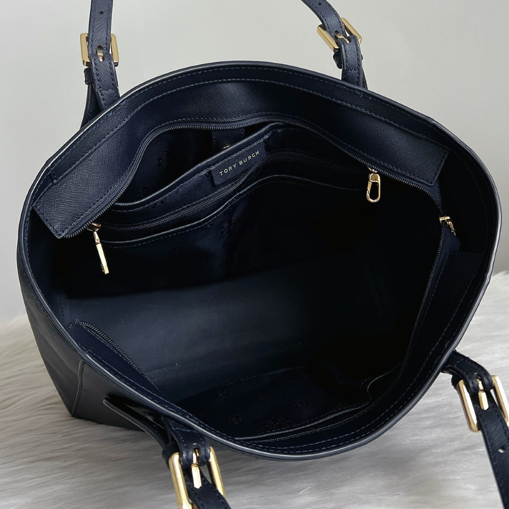 Tory Burch Navy Leather Front Logo Carryall Shoulder Bag Like New