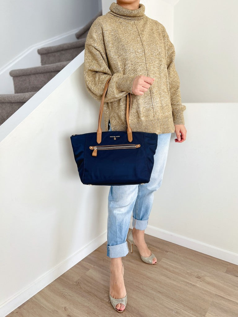 Michael Kors Navy Front Logo Carryall Shoulder Bag Like New