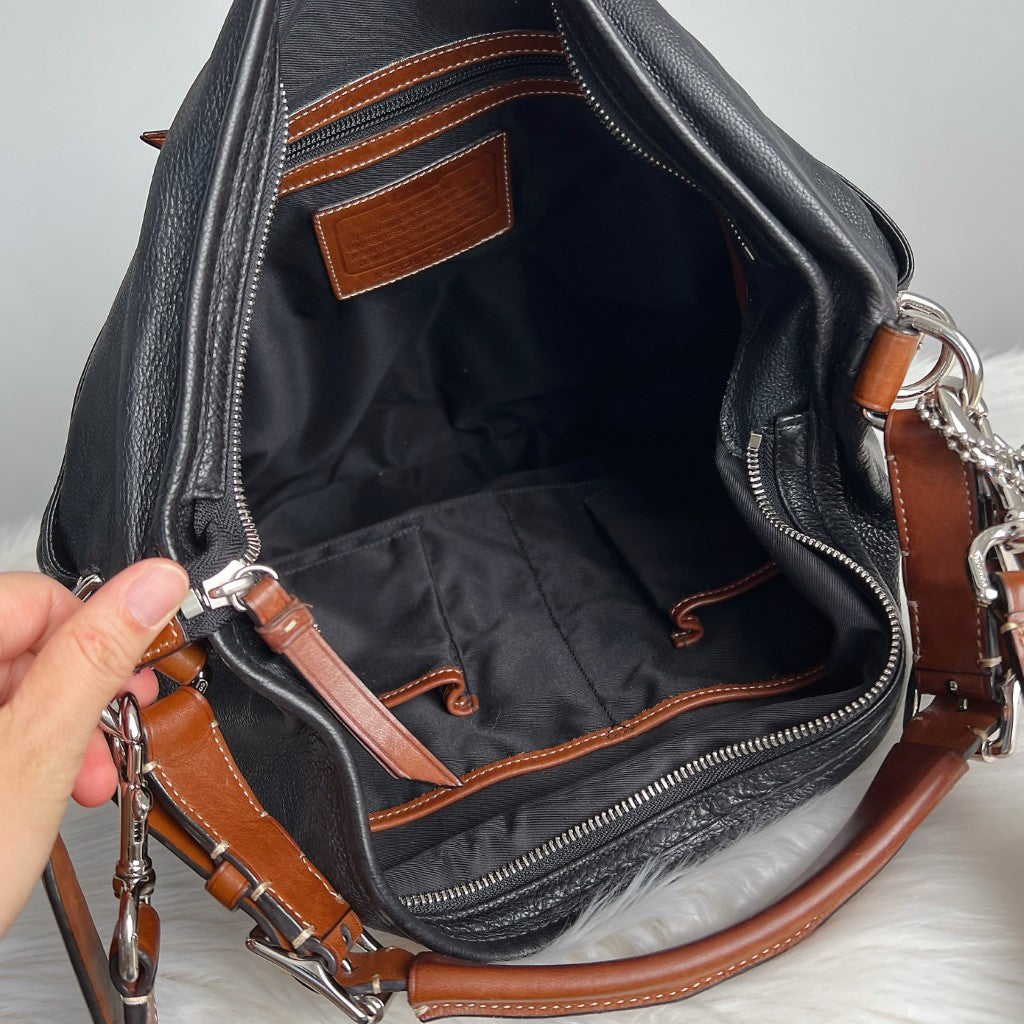 Coach Two Tone Leather Front Detail Slouchy 2 Way Shoulder Bag Excellent