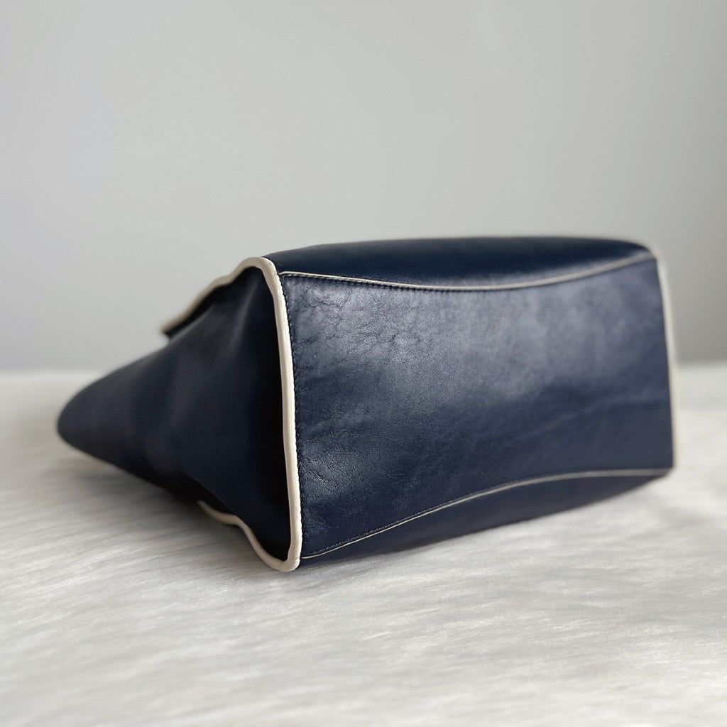 Coach Navy Leather Front Logo 2 Way Shoulder Bag