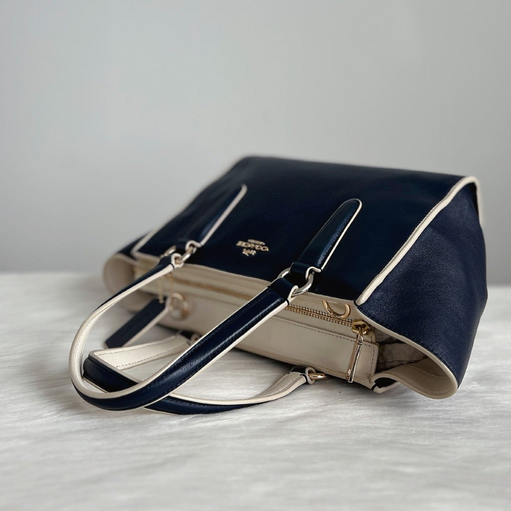 Coach Navy Leather Front Logo 2 Way Shoulder Bag