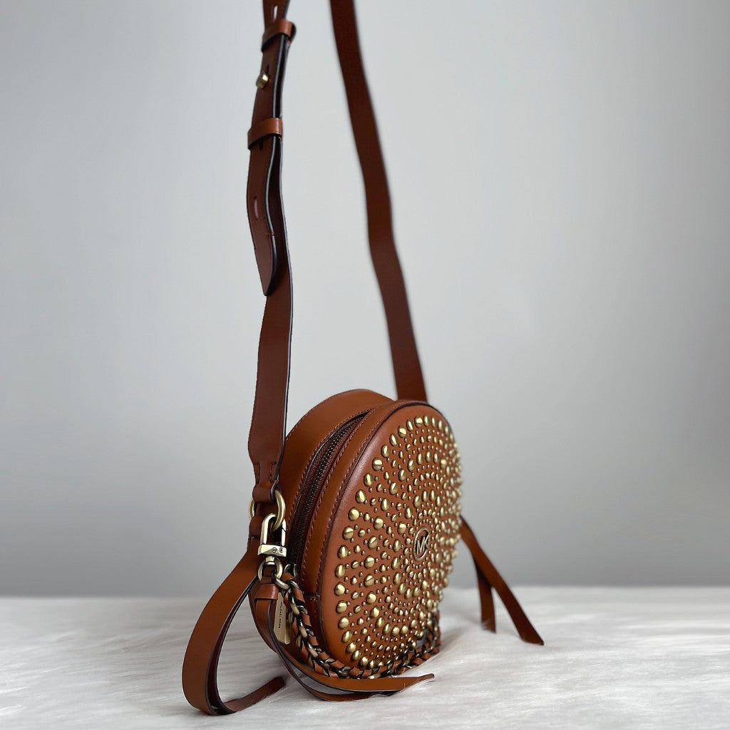 Michael Kors Caramel Leather Studded Detail Crossbody Shoulder Bag Like New