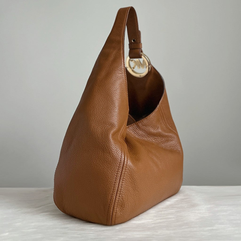 Michael Kors Caramel Leather Side Detail Slouchy Shoulder Bag Excellent
