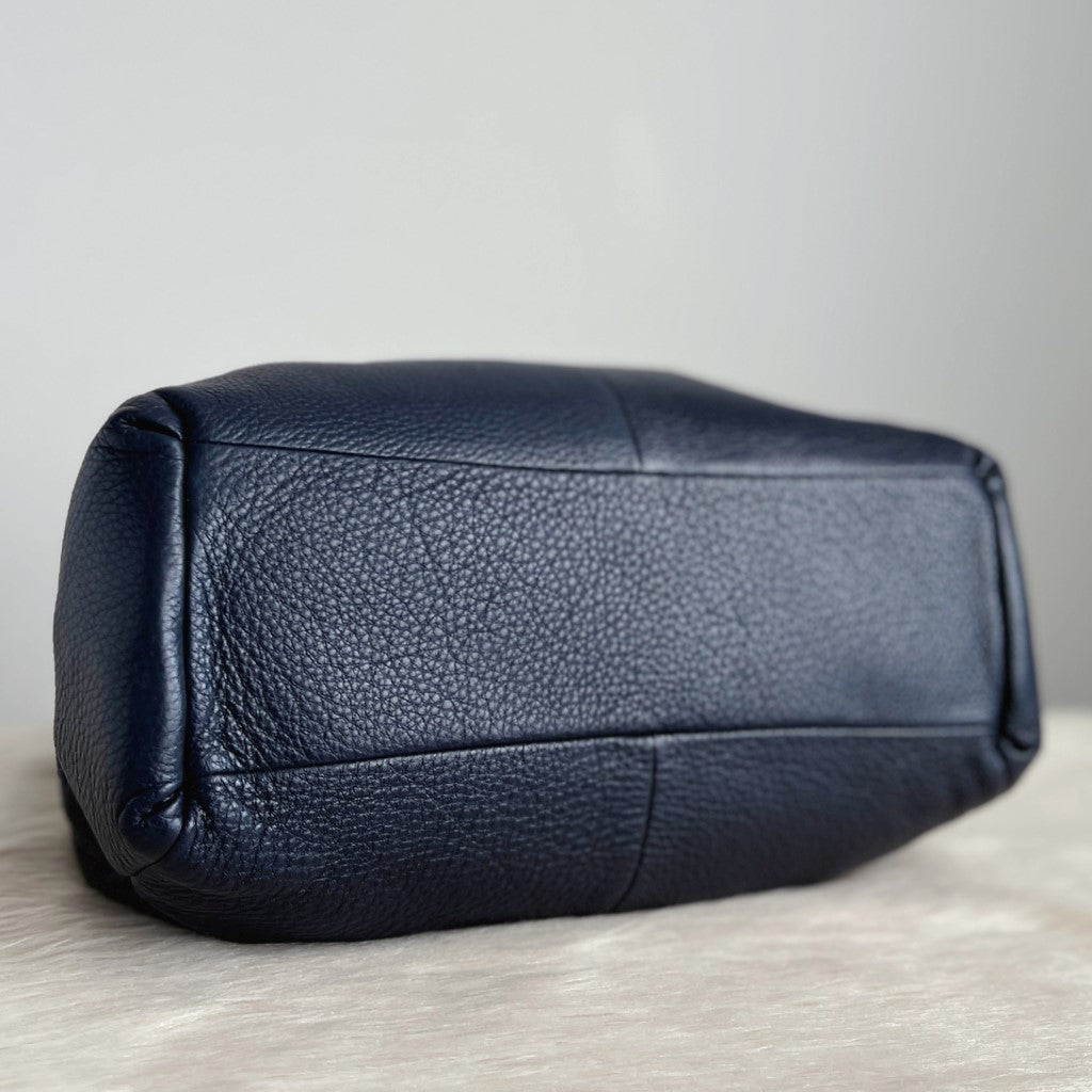 Coach Navy Leather Triple Compartment Shoulder Bag Excellent