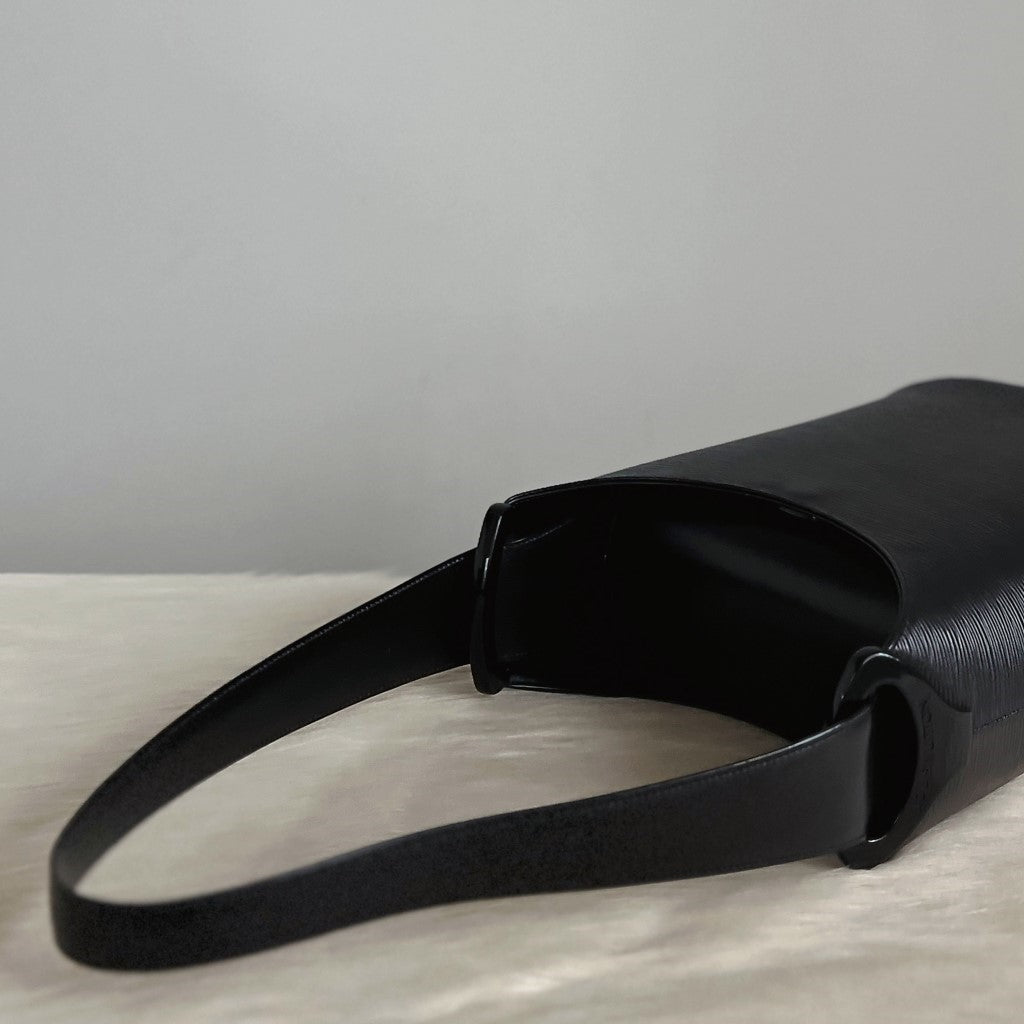 Louis Vuitton Black Epi Leather Verseau Bucket Shoulder Bag Excellent