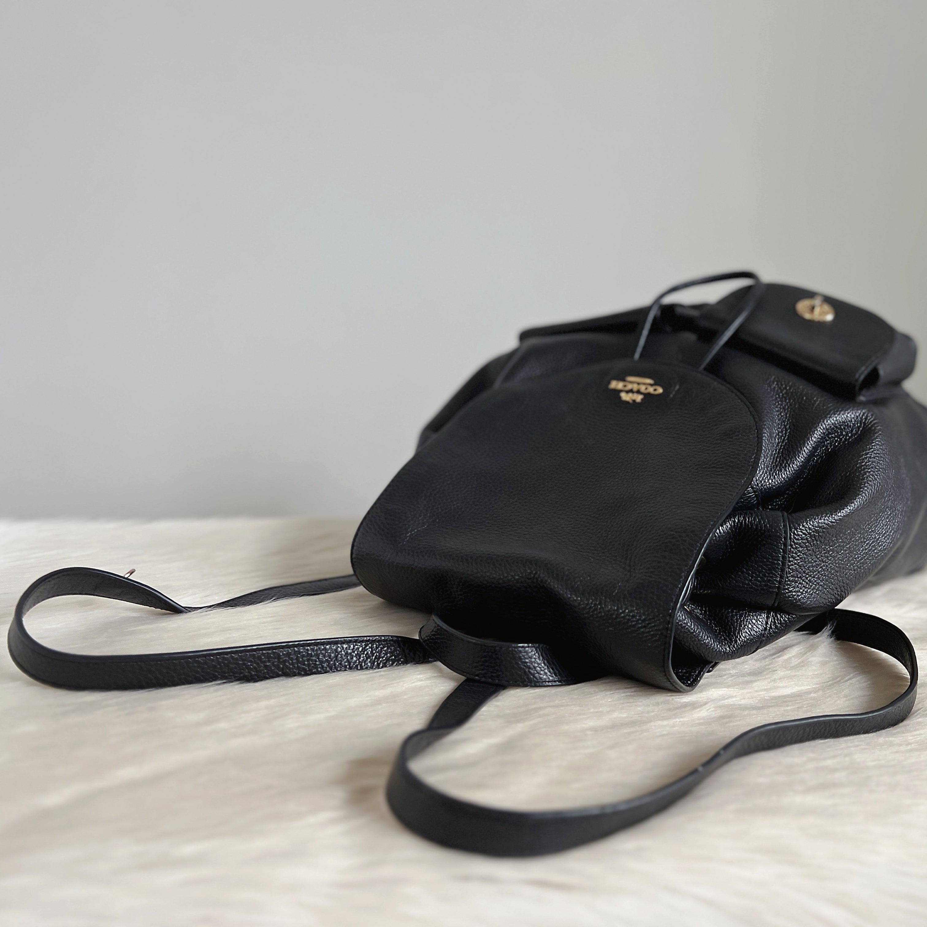 Coach Black Leather Turn Lock Pocket Drawstring Backpack Excellent