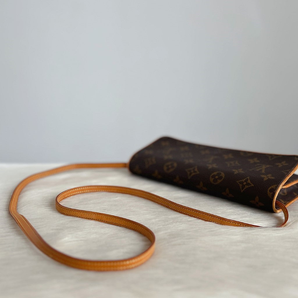 Louis Vuitton Signature Monogram Pochette Twin GM Shoulder Bag Excellent