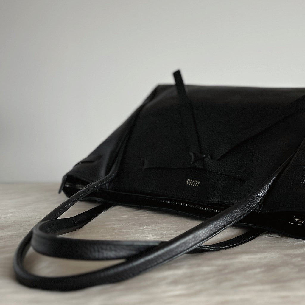 Nina Ricci Black Leather Double Compartment Career Shoulder Bag Like New