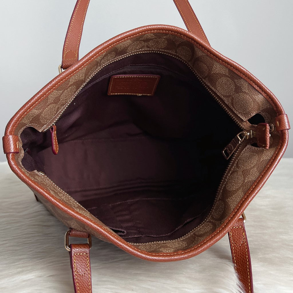 Coach Caramel Leather Monogram Front Logo Carryall Shoulder Bag Excellent