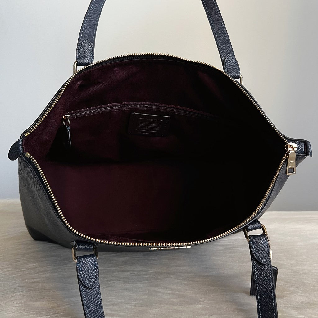Coach Navy Leather Front Logo Carryall Career Shoulder Bag Like New