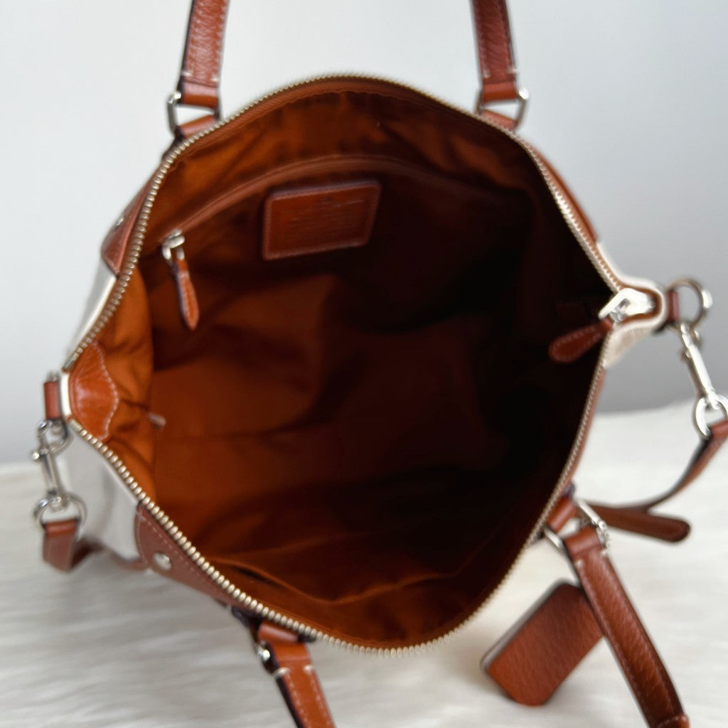 Coach Two Tone Leather Front Detail Carryall 2 Way Shoulder Bag Excellent