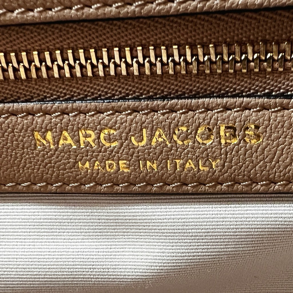 Marc Jacobs Beige Quilted Leather Stam 2 Way Shoulder Bag Like New